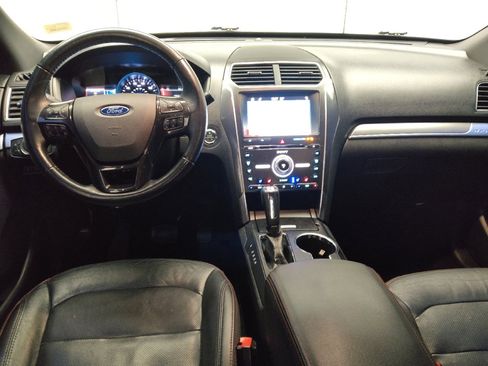 Used 2018 Ford Explorer Sport w/ Equipment Group 401A image 22