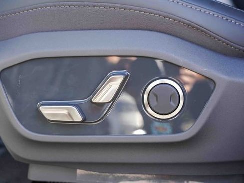 New 2026 Kia EV9 Light image 23