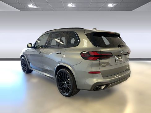 New 2026 BMW X5 sDrive40i w/ M Sport Package image 3