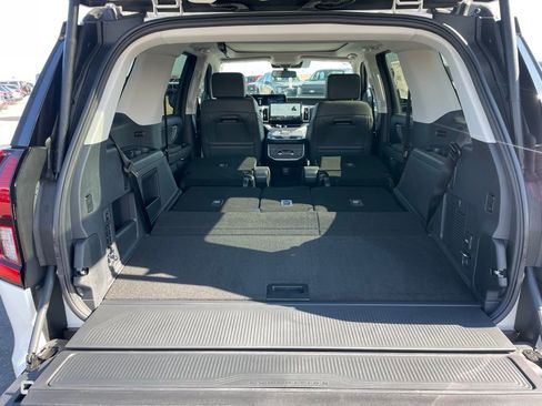 New 2026 Ford Expedition Active image 44