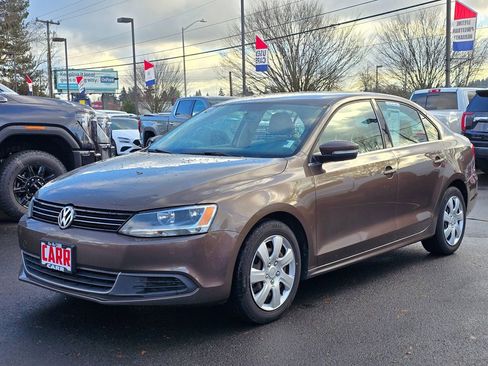 Used 2013 Volkswagen Jetta SE image 7