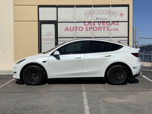 Used 2021 Tesla Model Y Long Range AWD/4WD image 5
