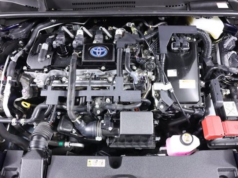 Used 2021 Toyota Corolla LE FWD image 39