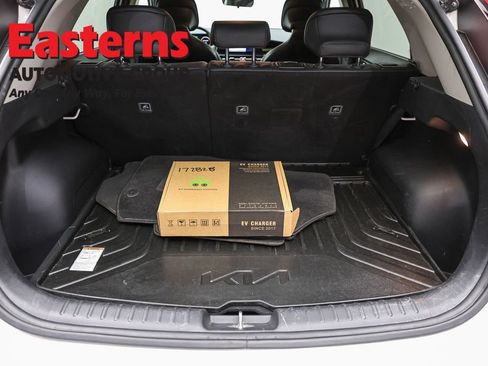 Used 2023 Kia Niro Wind w/ Wind Preserve Package FWD image 9