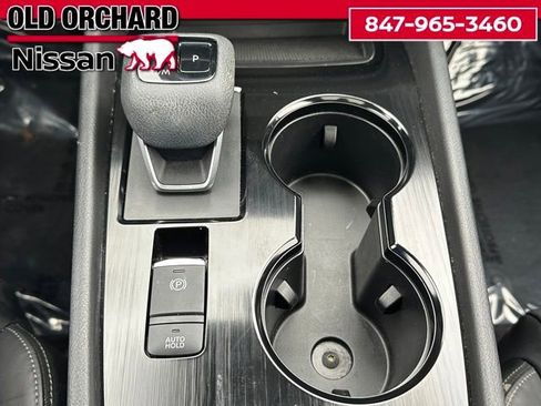 Used 2023 Nissan Rogue SV w/ SV Premium B Package image 18