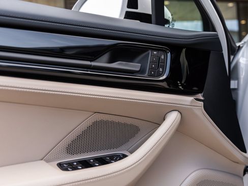Certified 2026 Porsche Panamera RWD image 21