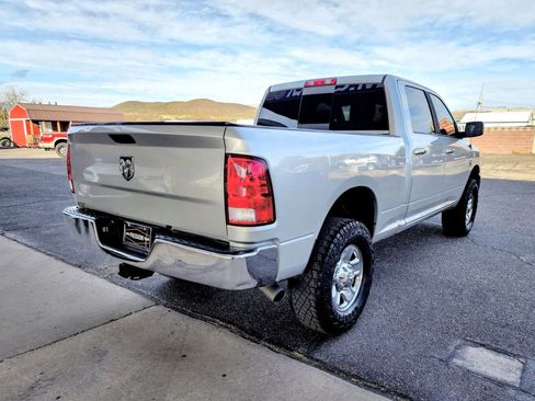 Used 2016 RAM 2500 SLT image 5