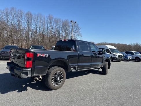 Used 2025 Ford F350 Platinum w/ FX4 Off-Road Package image 6