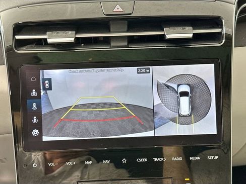 Used 2023 Hyundai Tucson Limited AWD/4WD image 14