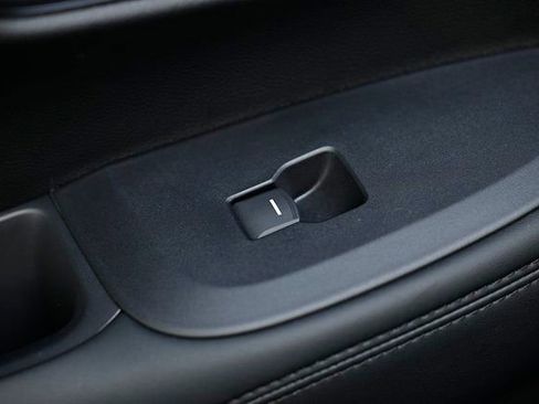 New 2026 Honda HR-V LX image 29