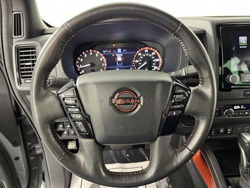 Used 2023 Nissan Frontier PRO-4X w/ Pro-4X Premium Package AWD/4WD image 15