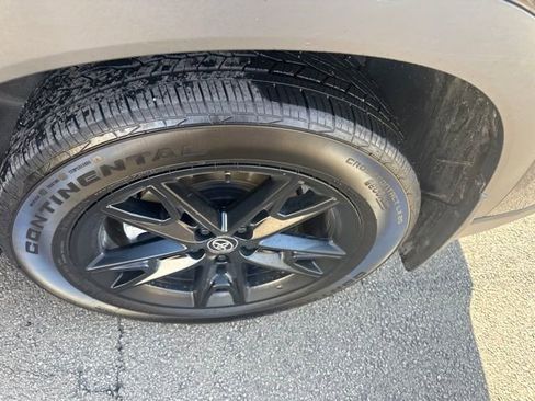 Used 2026 Toyota Grand Highlander LE image 21