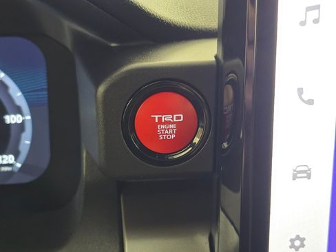 Used 2024 Toyota Tacoma TRD Off-Road w/ TRD Off Road Upgrade Package AWD/4WD image 22