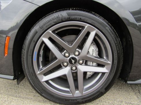 Used 2024 Ford Mustang GT Premium RWD image 9