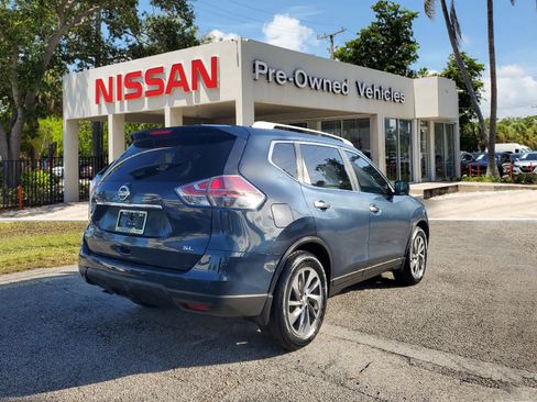Used 2016 Nissan Rogue SL w/ SL Premium Package image 4