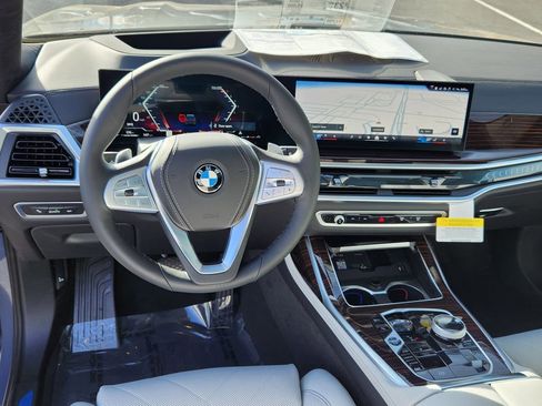 New 2026 BMW X7 xDrive40i image 11