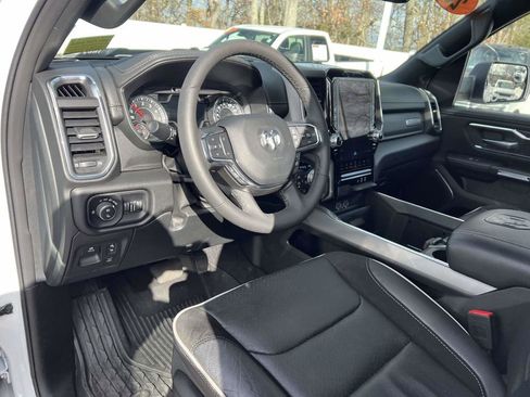 Used 2025 RAM 1500 Laramie w/ Sport Appearance Package image 15