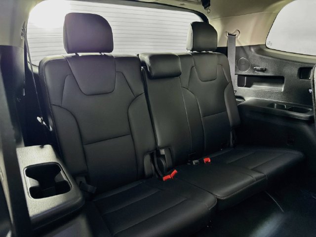 Used 2021 Kia Telluride SX w/ Towing Package FWD image 46