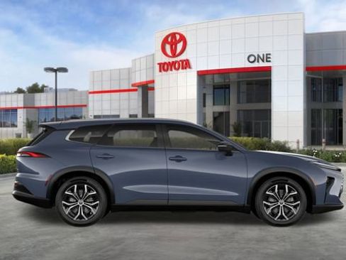 New 2025 Toyota Crown Signia image 13