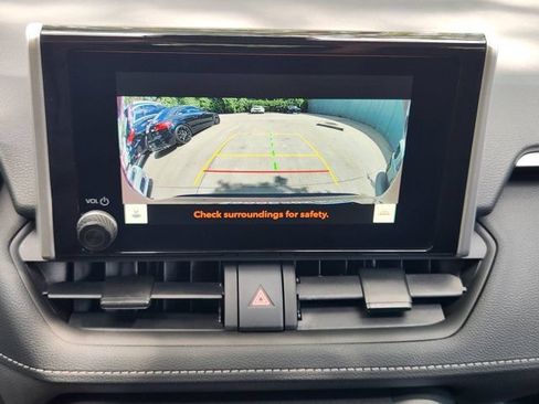 Used 2025 Toyota RAV4 LE FWD image 18