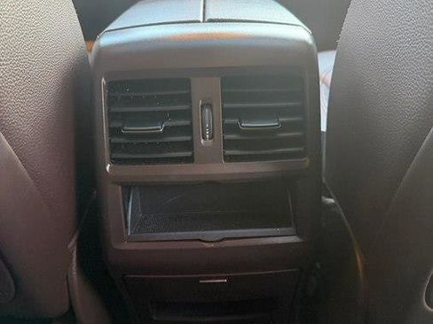 Used 2017 Mercedes-Benz GLE 350 GLE 350 4MATIC SUV w/ Premium 1 Package image 17