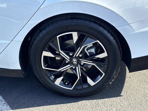 Certified 2024 Hyundai Sonata SEL image 30