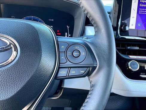 Certified 2026 Toyota Corolla SE image 25