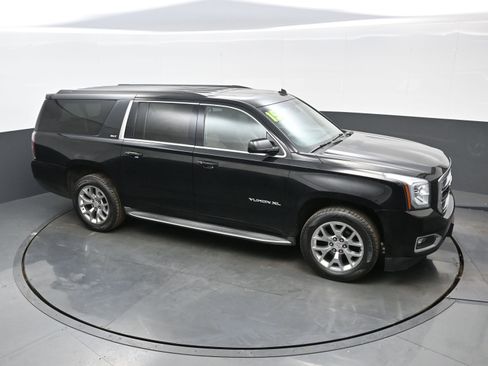 Used 2015 GMC Yukon XL SLT w/ Open Road Package image 38