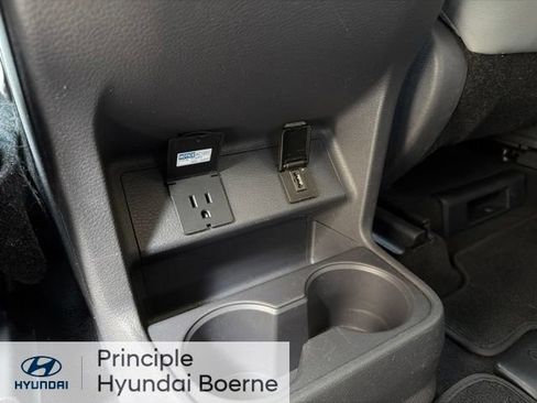 Used 2021 Toyota Sienna Limited FWD image 31