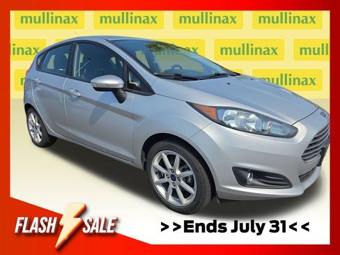 Used 2016 Ford Fiesta SE w/ Equipment Group 201A FWD image 1