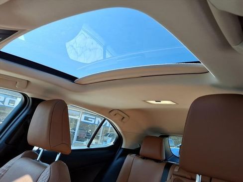 Used 2020 Lexus UX 250h 250h Base w/ Premium Package image 20