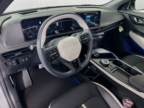 New 2025 Kia EV6 GT-Line image 9