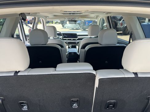 Used 2025 Kia Telluride S FWD image 25