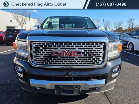 Used 2020 GMC Canyon Denali image 2