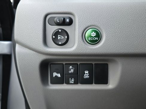 Used 2021 Honda Pilot Touring image 25