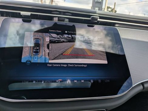 New 2026 Mercedes-Benz E 350 4MATIC Sedan image 22
