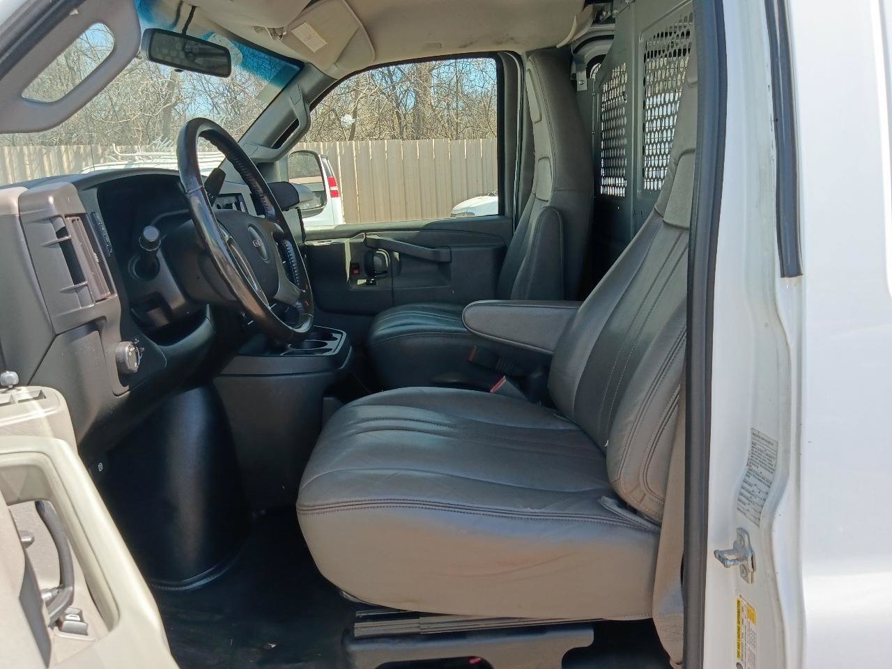 Used 2018 GMC Savana 2500 w/ Driver Convenience Package RWD image 14