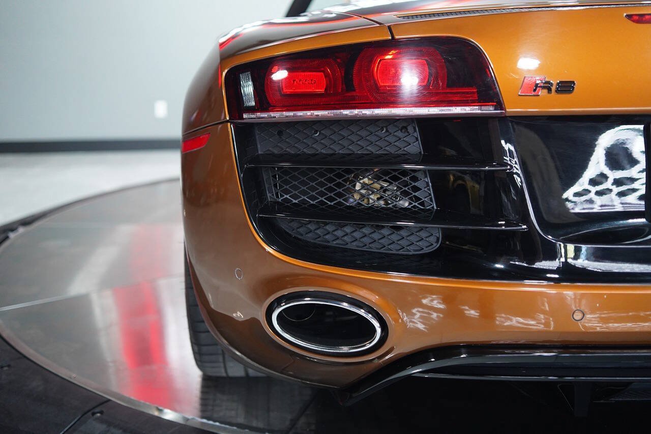 Used 2011 Audi R8 V10 AWD/4WD image 52