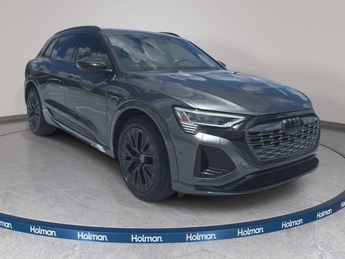 Used 2024 Audi Q8 e-tron Prestige w/ Prestige Package AWD/4WD image 4