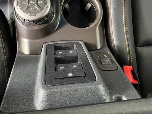 Used 2024 Ford Bronco Badlands AWD/4WD image 21