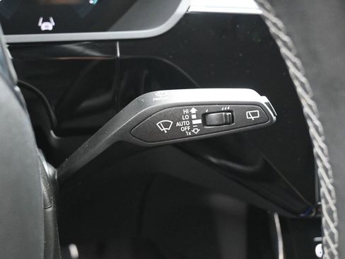 Used 2024 Audi Q8 e-tron Prestige w/ Prestige Package AWD/4WD image 18
