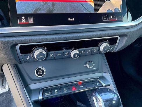 Used 2025 Audi Q3 2.0T Premium Plus w/ Premium Plus Package image 24