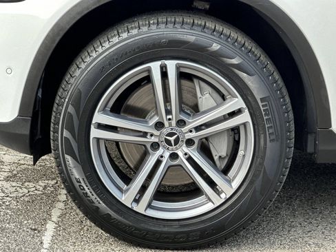 Used 2021 Mercedes-Benz GLC 300 4MATIC image 32