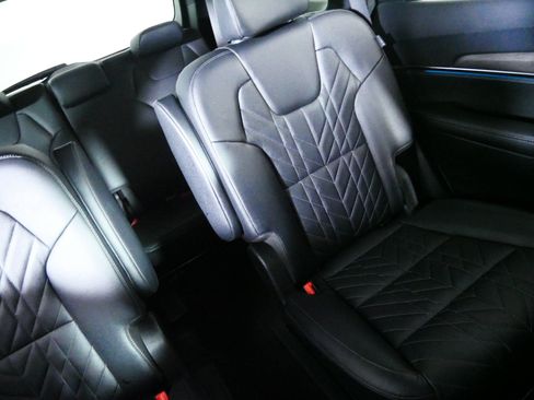 Used 2025 Kia Telluride SX X-Line AWD/4WD image 14