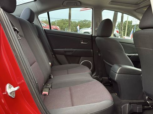 Used 2006 MAZDA MAZDA3 s Touring FWD image 15