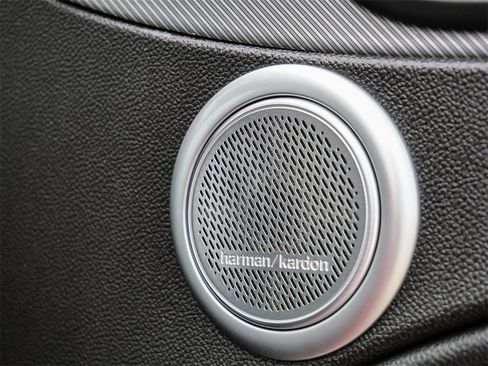 Used 2024 Alfa Romeo Stelvio Ti image 27