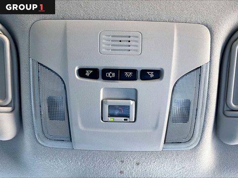 Used 2022 Toyota Corolla LE FWD image 33