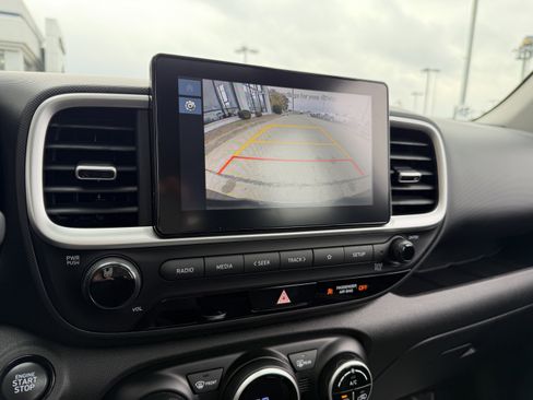 New 2026 Hyundai Venue SEL image 38