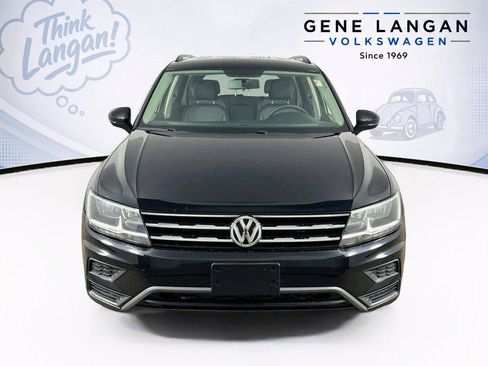 Used 2018 Volkswagen Tiguan S AWD/4WD image 2