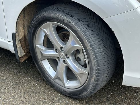 Used 2009 Toyota Venza AWD image 12